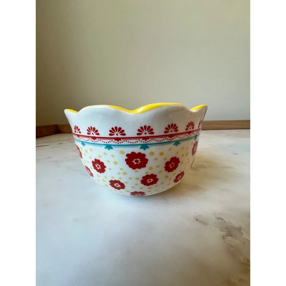 The Pioneer Woman Nesting Measuring Cups Red Set 3pcs, Missing 1 cup